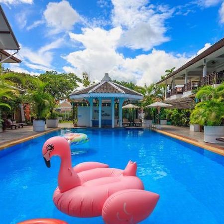 Vdara Pool Resort Spa Chiang Mai Exterior foto